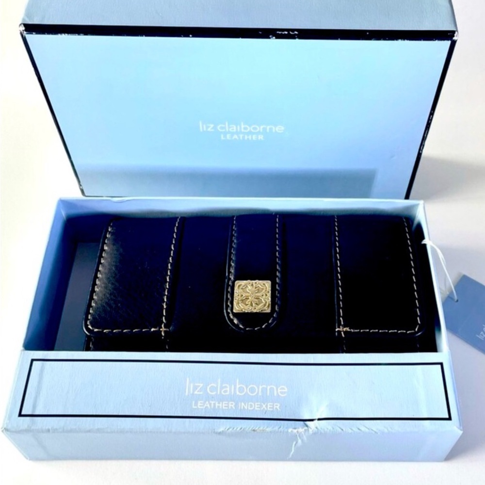 New Liz Claiborne Tri-fold